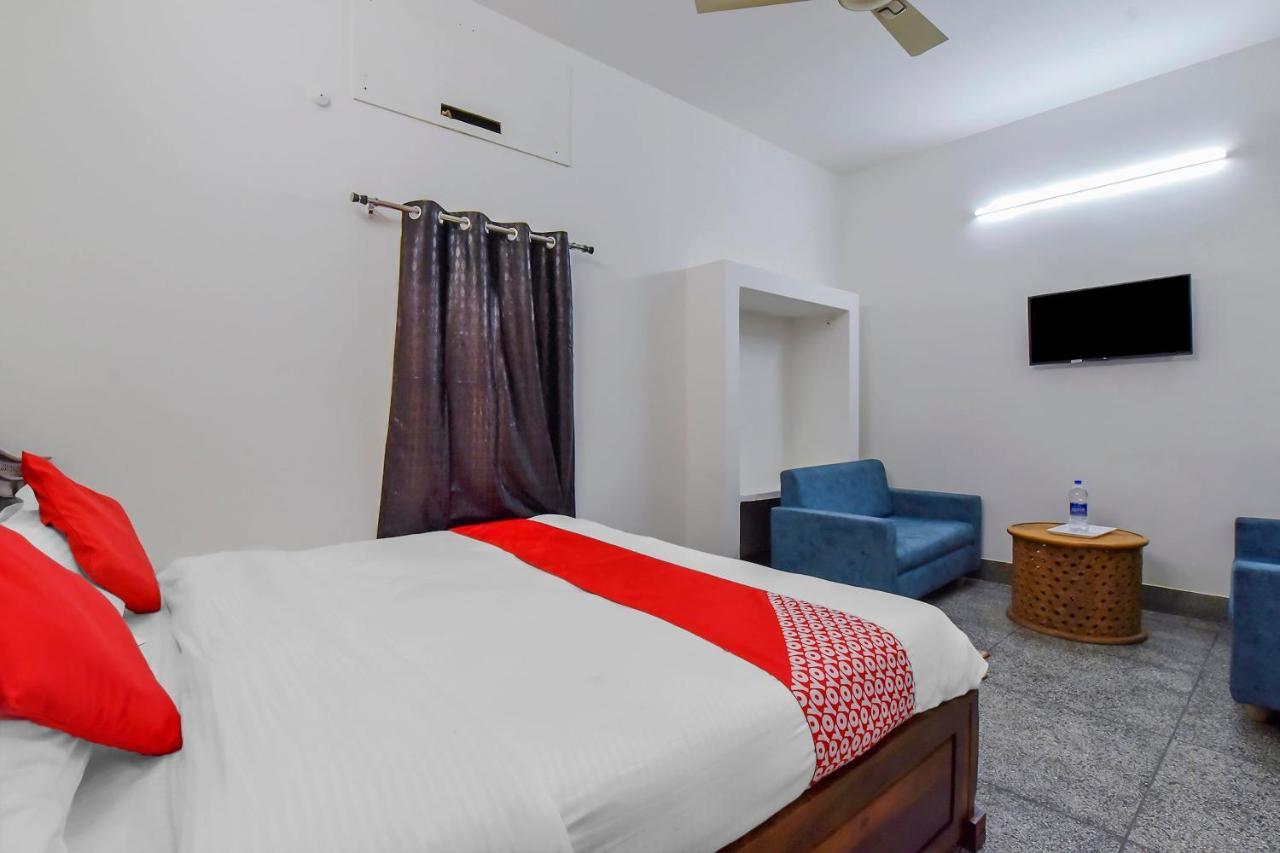 Oyo 83673 The Bungalow 21 Джодпур Екстериор снимка